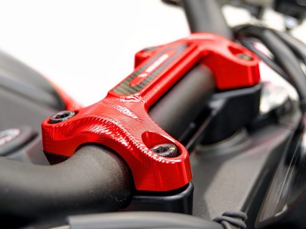 Monster 937 Handlebar Top Clamp – BM16 DBK