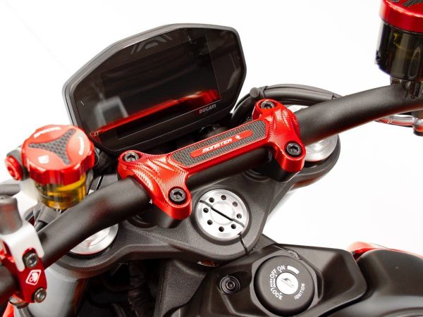 Monster 937 Handlebar Top Clamp – BM16 DBK