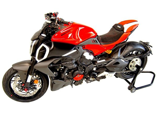 Ducati Diavel V4 Seat Cover – CSDV4C01 DBK