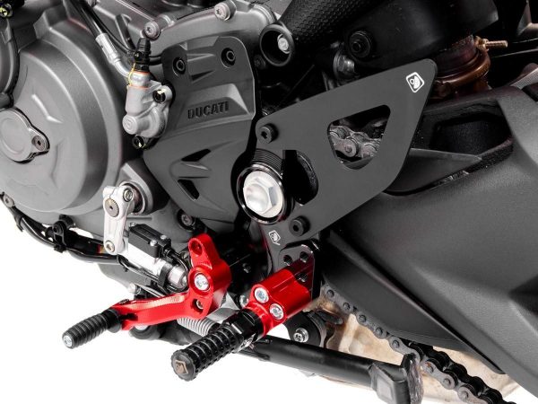 Ducati Monster 937 Aluminum Heel Guards – PMM93701D DBK/Ducabike