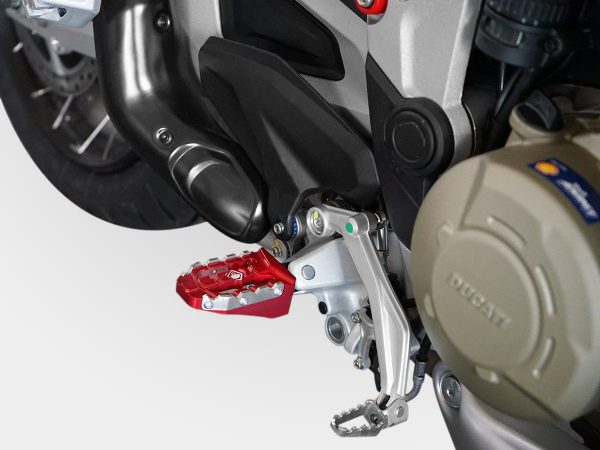 Ducati Footrests, Adjustable - PPDV10 DBK/Ducabike