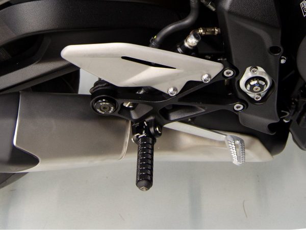 Triumph Street Triple 765 Exhaust Bracket Bolt - ROND06 DBK