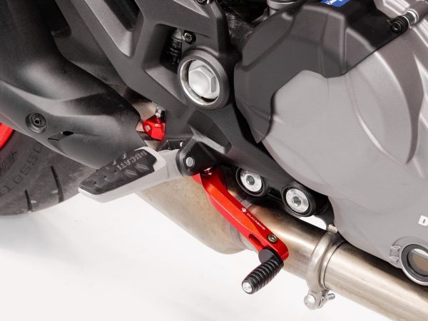 Monster 937 rear brake lever RPLF23 DBK with red anodized finish and ergonomic design.