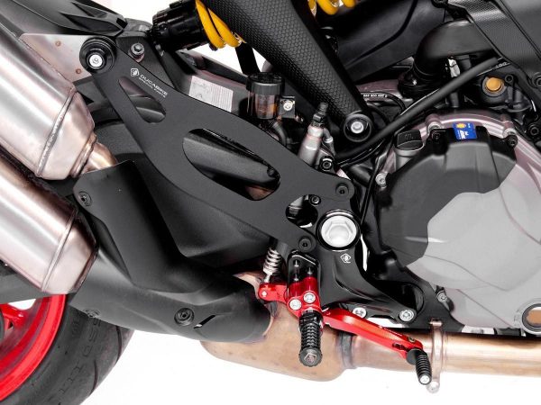 Monster 937 rear brake lever RPLF23 DBK with red anodized finish and ergonomic design.