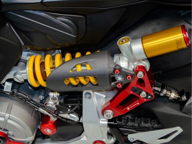 Panigale 1199/1299/899/959/V2 Carbon Fiber Rear Shock Cover/Guard, Matte – CRB27O DBK