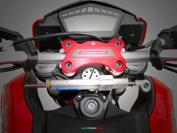 Hypermotard 821/939 Steering Damper Bracket – SAS04D DBK/Ducabi
