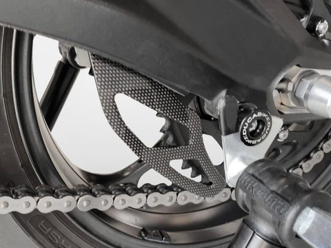 Triumph Street Triple 765 R/S/RS Chain Guard, Glossy Carbon Fiber – CRB93L DBK