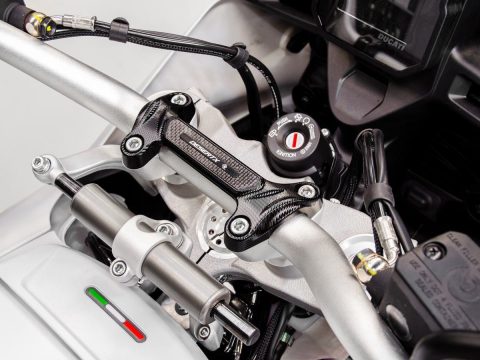 Ducati DesertX Handlebar Top Clamp – BM17 DBK
