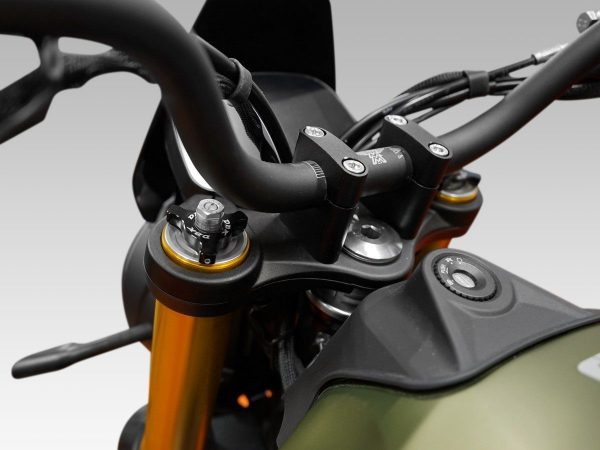 Fork Spring Preload Adjusters – RF2201 DBK
