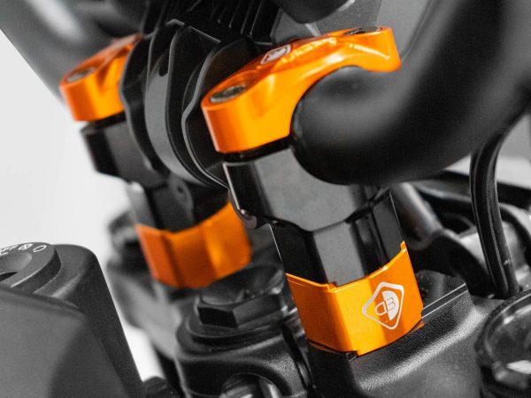 KTM 990/890 Duke Handlebar Risers – BRM07 DBK