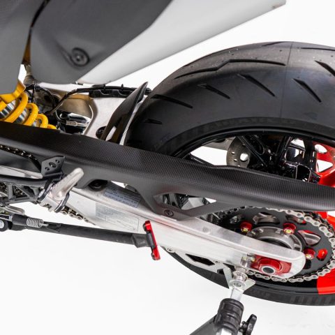 hypermotard-698-carbon-fiber-chain-guard-crb163o-dbk