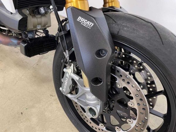 Hypermotard 950 Carbon Fiber Front Fender, Matte - CRB206O DBK