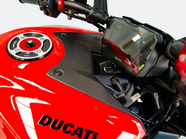 Diavel V4 Carbon Fiber Tank Cover, Matte – CRB81O DBK/Ducabike