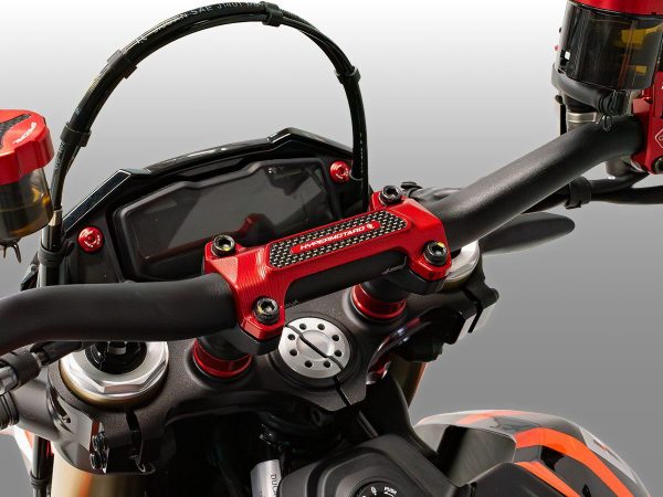 Hypermotard 698 Handlebar Top Clamp – BM22 DBK