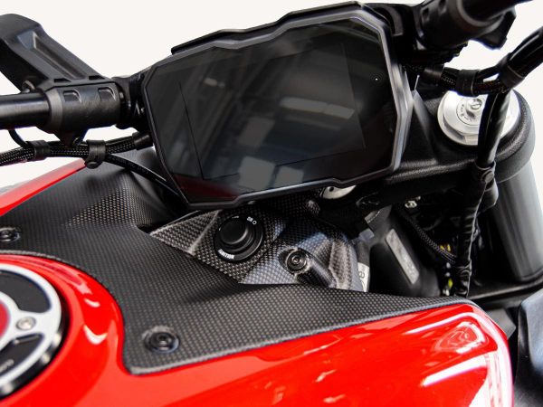 Diavel V4 Carbon Fiber Ignition Key Covers, Matte – CRB78O DBK/Ducabike