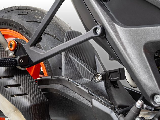 KTM 990 Duke Carbon Fiber Rear Wheel Hugger/Fender Matte - CRB133O DBK