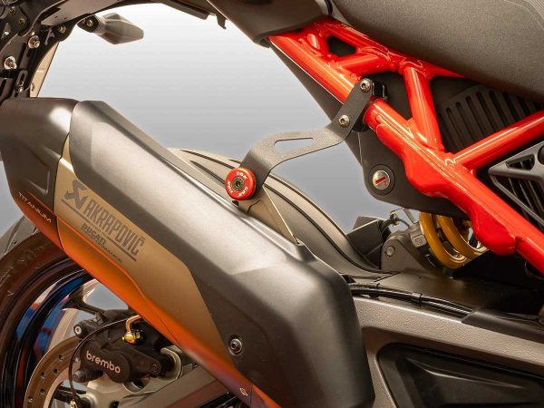 Multistrada V4 Exhaust Bracket - SS05 DBK