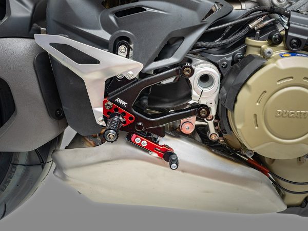 2025 Streetfighter V4 Adjustable Rearsets - PRSF402 DBK
